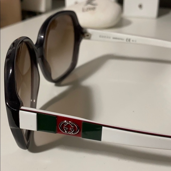 Gucci Accessories - Gucci sunglasses